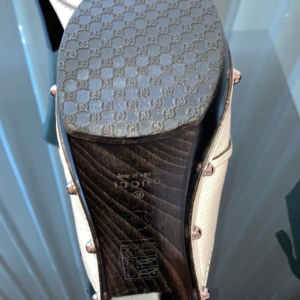Sandals - Picture 4 of 4